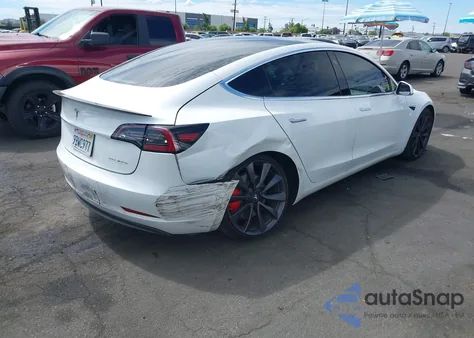 2020 Tesla Model 3 Performance Dual Motor All-Wheel Drive z USA, uszkodzony, nr VIN 5YJ3E1EC1LF784668